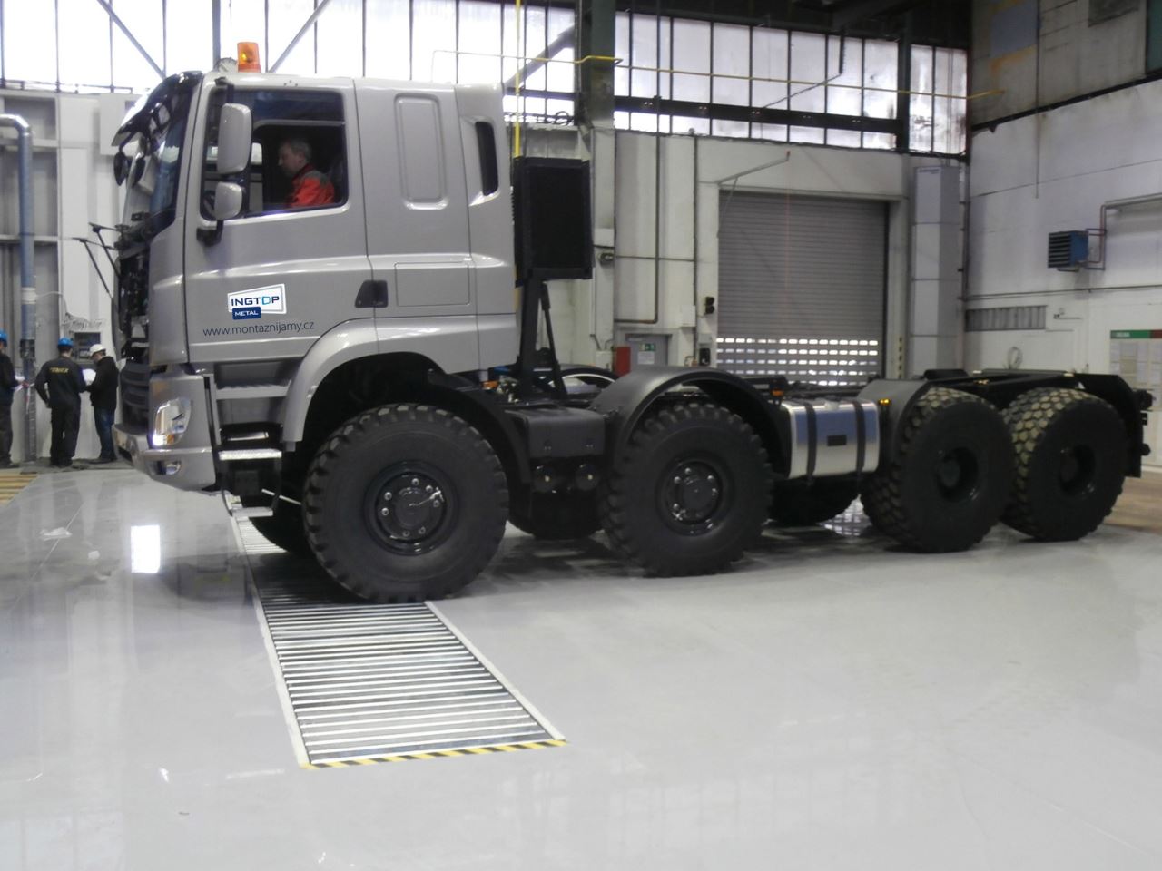 INGTOP METAL, s.r.o. delivered 4 tailored service pits to TATRA TRUCKS a.s. at a record time